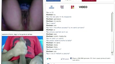 La glamurosa chica sorprendió no tanto con videos xxx de viejitas su hermoso culo como con su estrecho coñito.