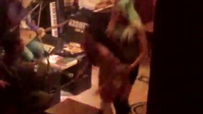 La dama en el penúltimo viejas cojiendo con jovenes mes sigue activa en la cama con su esposo.