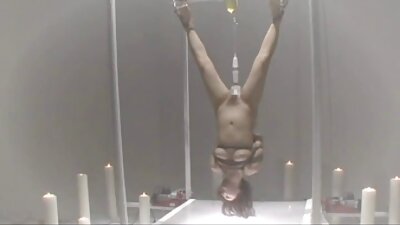 Los chicos triplicaron el bukkake de la perra en su cara y, por supuesto, en su boca. viejitas masturvandose