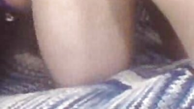La morena rusa tomó la polla de su amado por la garganta videos xxx de viejitas y luego dentro de su coño.