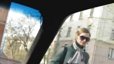 Chica flaca atlética con viejos culiones un hermoso culo le prometió a su juguetona amiga su brecha.